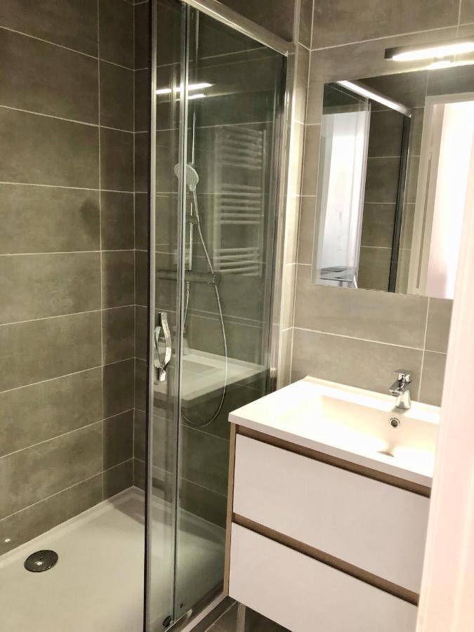 Apartment Newly Renovated Aircond-Wifi-Pool-Sea View-150M To Beaches- سانت أي جولف المظهر الخارجي الصورة