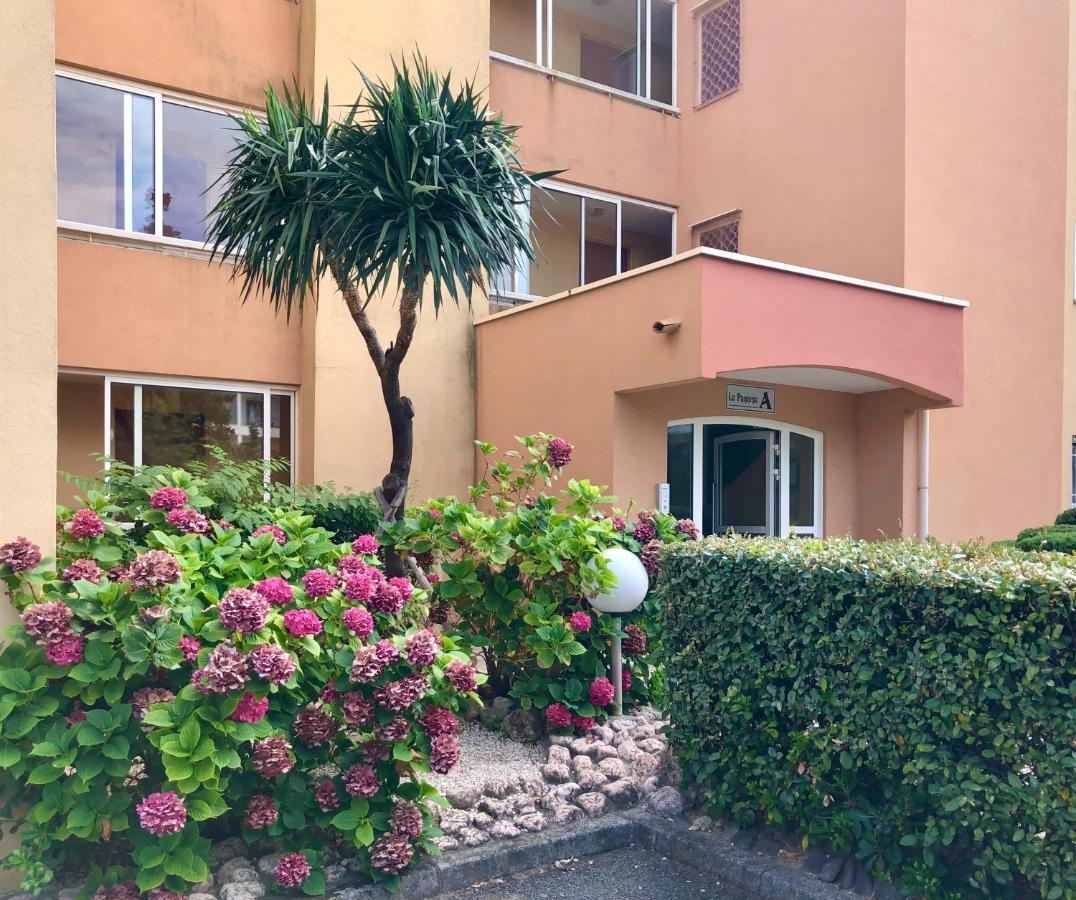 Apartment Newly Renovated Aircond-Wifi-Pool-Sea View-150M To Beaches- سانت أي جولف المظهر الخارجي الصورة