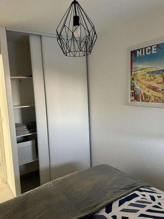 Apartment Newly Renovated Aircond-Wifi-Pool-Sea View-150M To Beaches- سانت أي جولف المظهر الخارجي الصورة